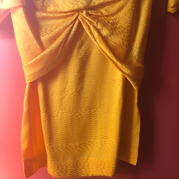 ❤️Vintage Lady France 100% Silk Yellow Dress Sz 4 - Picture 5 of 8